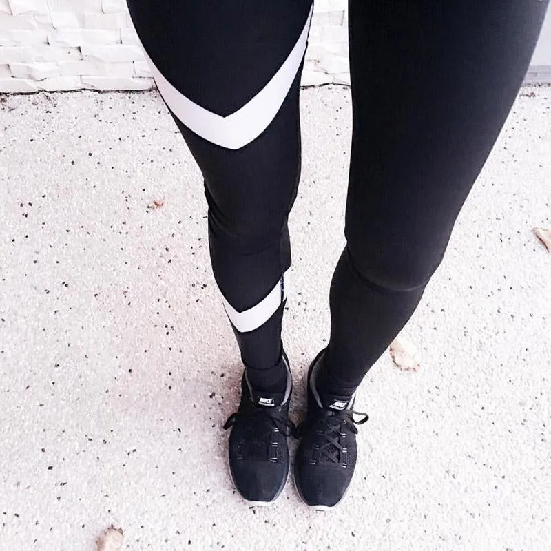 Arrow Print B/W Yoga Leggings