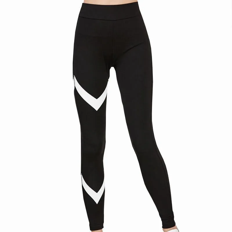 Arrow Print B/W Yoga Leggings