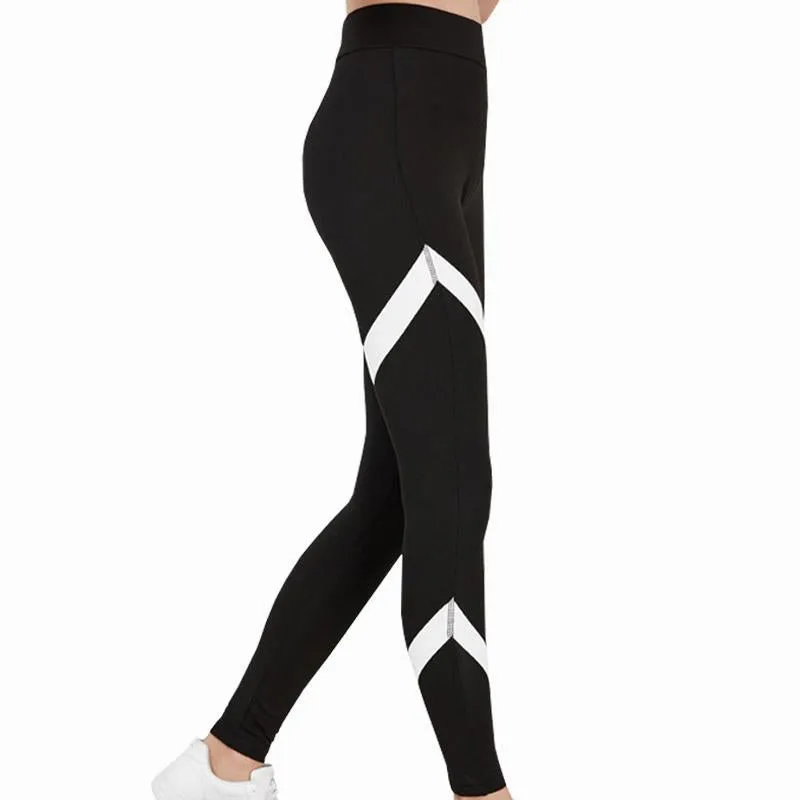 Arrow Print B/W Yoga Leggings
