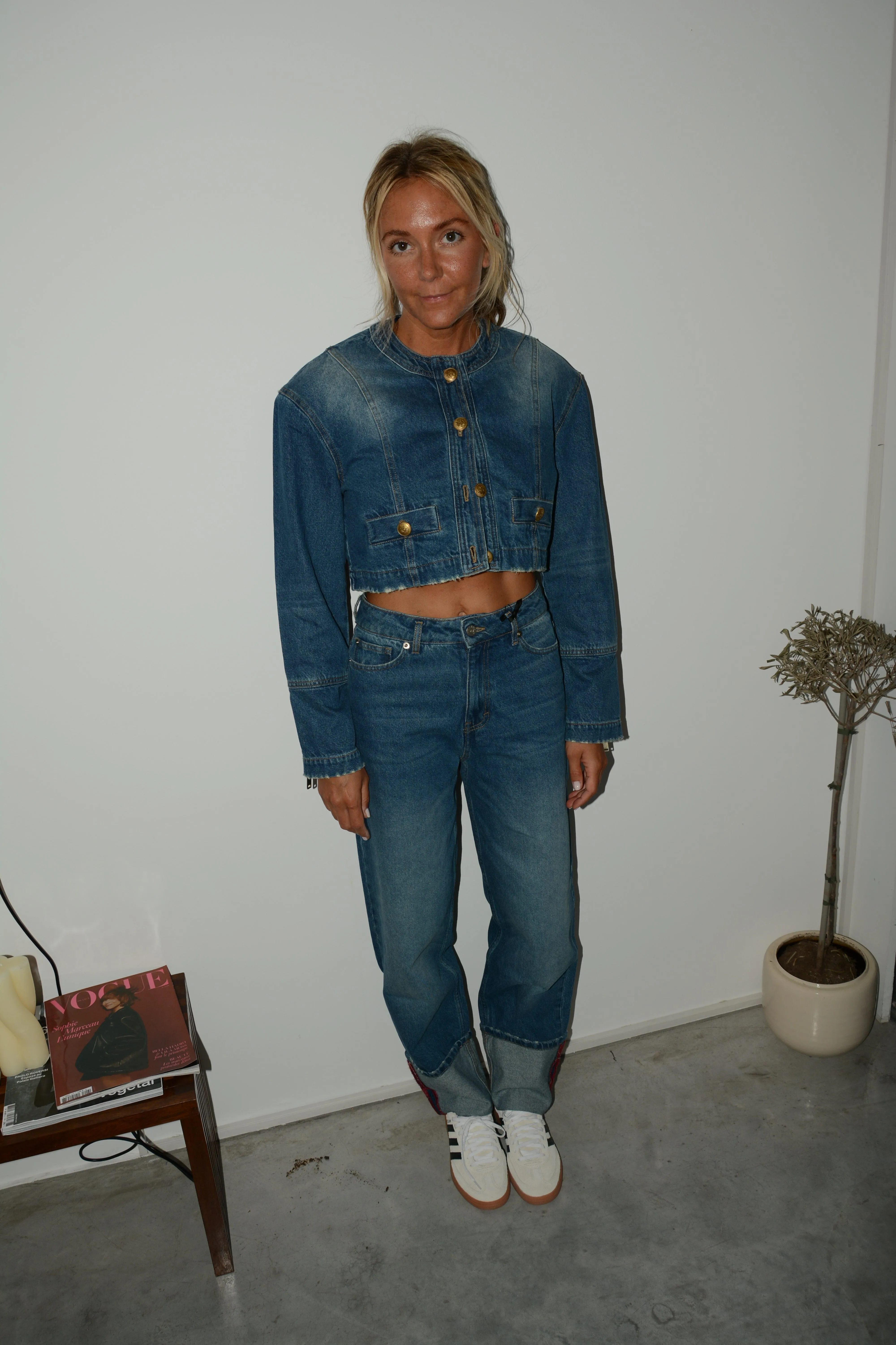 DENIM PANTS BOYFRIEND JEANS IN MEDIUM BLUE DENIM