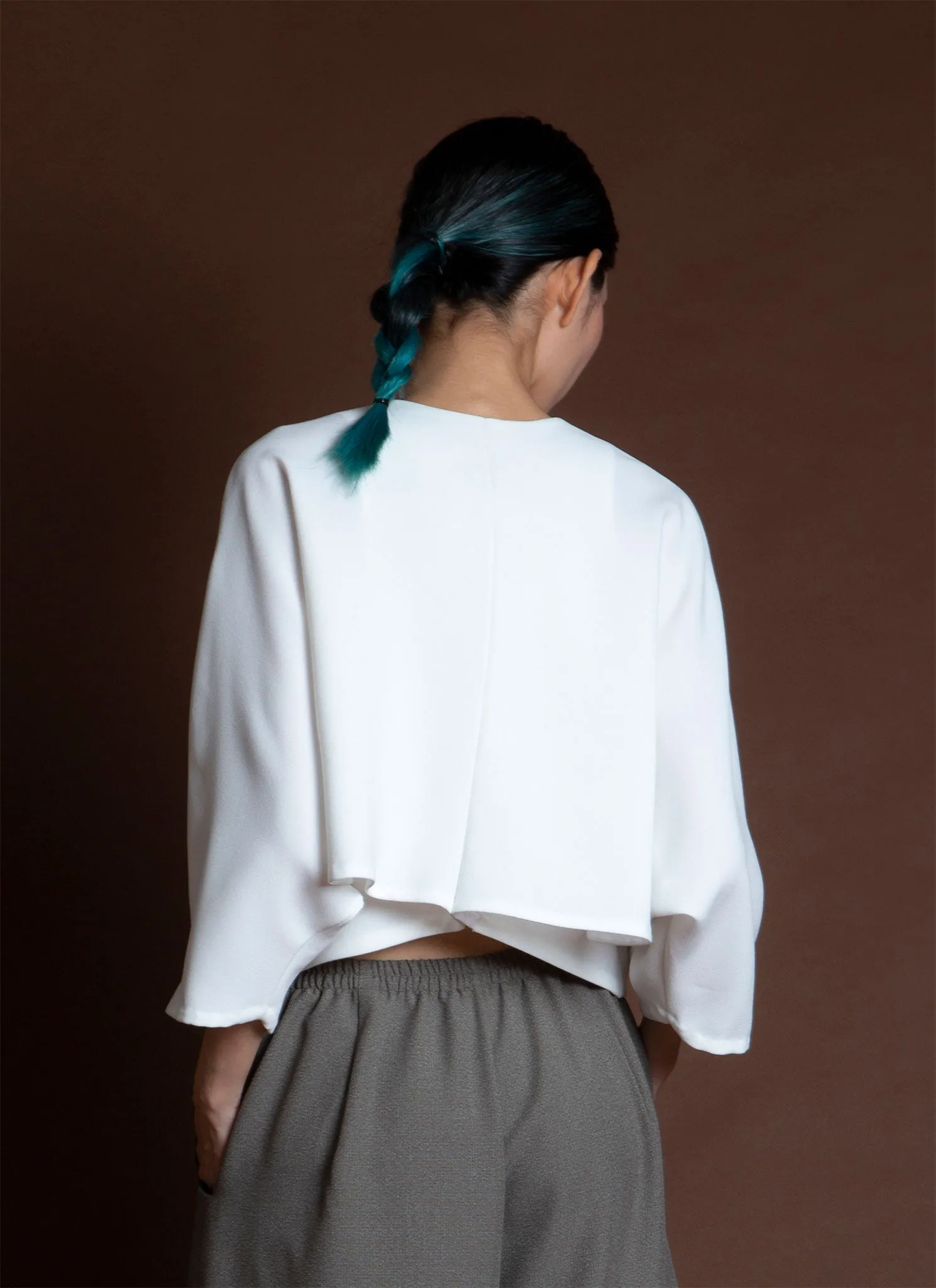 Lemongrass Double Folded Dolman V Neck Top - White