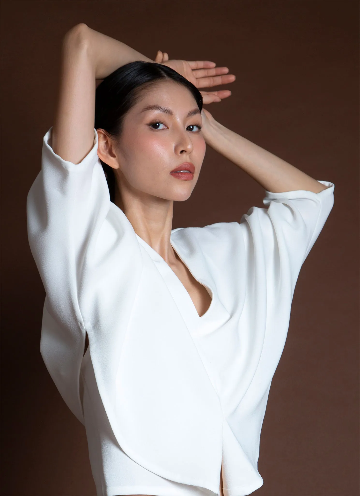 Lemongrass Double Folded Dolman V Neck Top - White